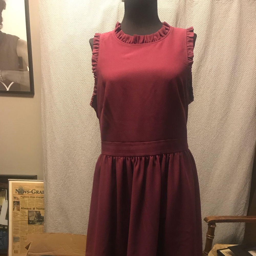 Kate Spade Plum Dress with pockets!